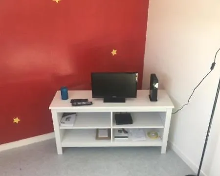 50sqm 4 Beds Appt In Docks Area *